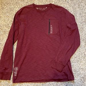 Marc Ecko Large long sleeve shirt